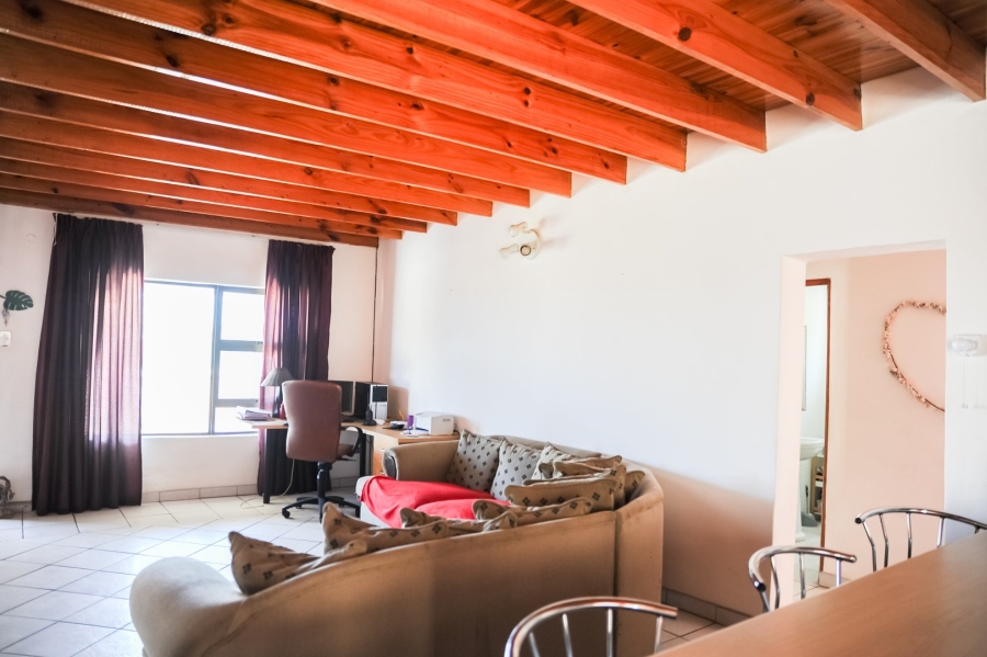 7 Bedroom Property for Sale in McDougall